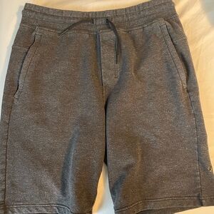 Men's Lululemon medium Gray Shorts